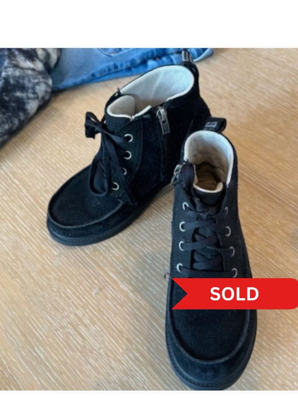 UGG - Chelham Weather Boot - Women's 5.5/6 or Kids 4 - Waterproof suede seal